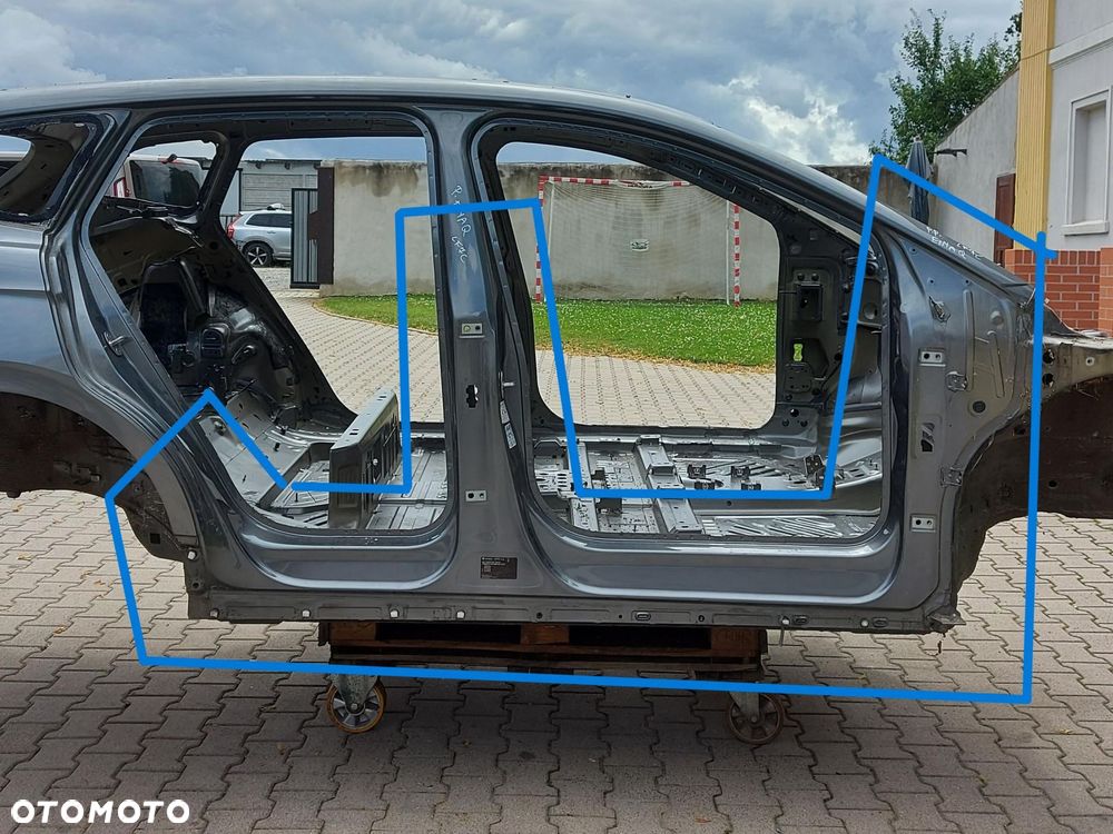 Skoda Enyaq 5LA iV60 SŁUPEK PRAWY BOK PRÓG - 1