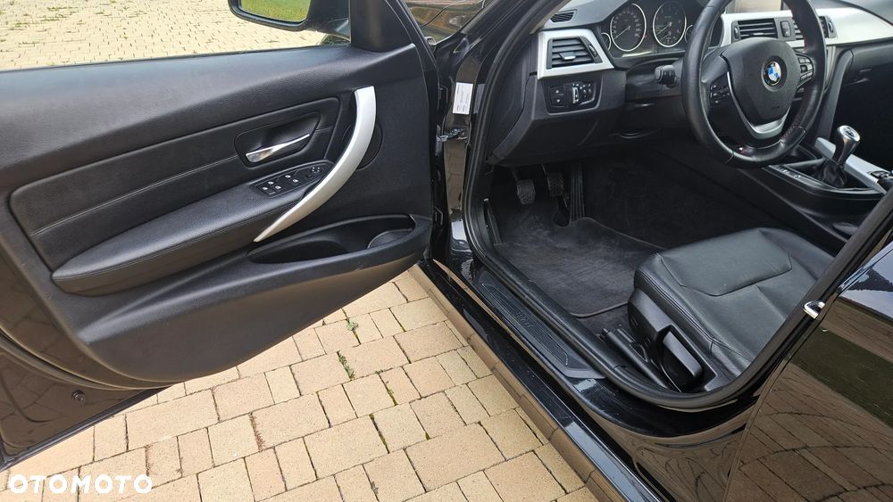 BMW Seria 3 - 18