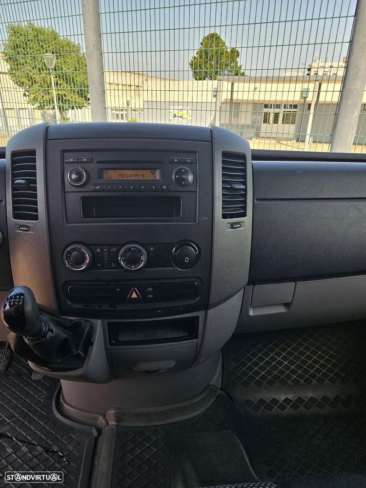 Mercedes-Benz Sprinter 313 CDI - 12