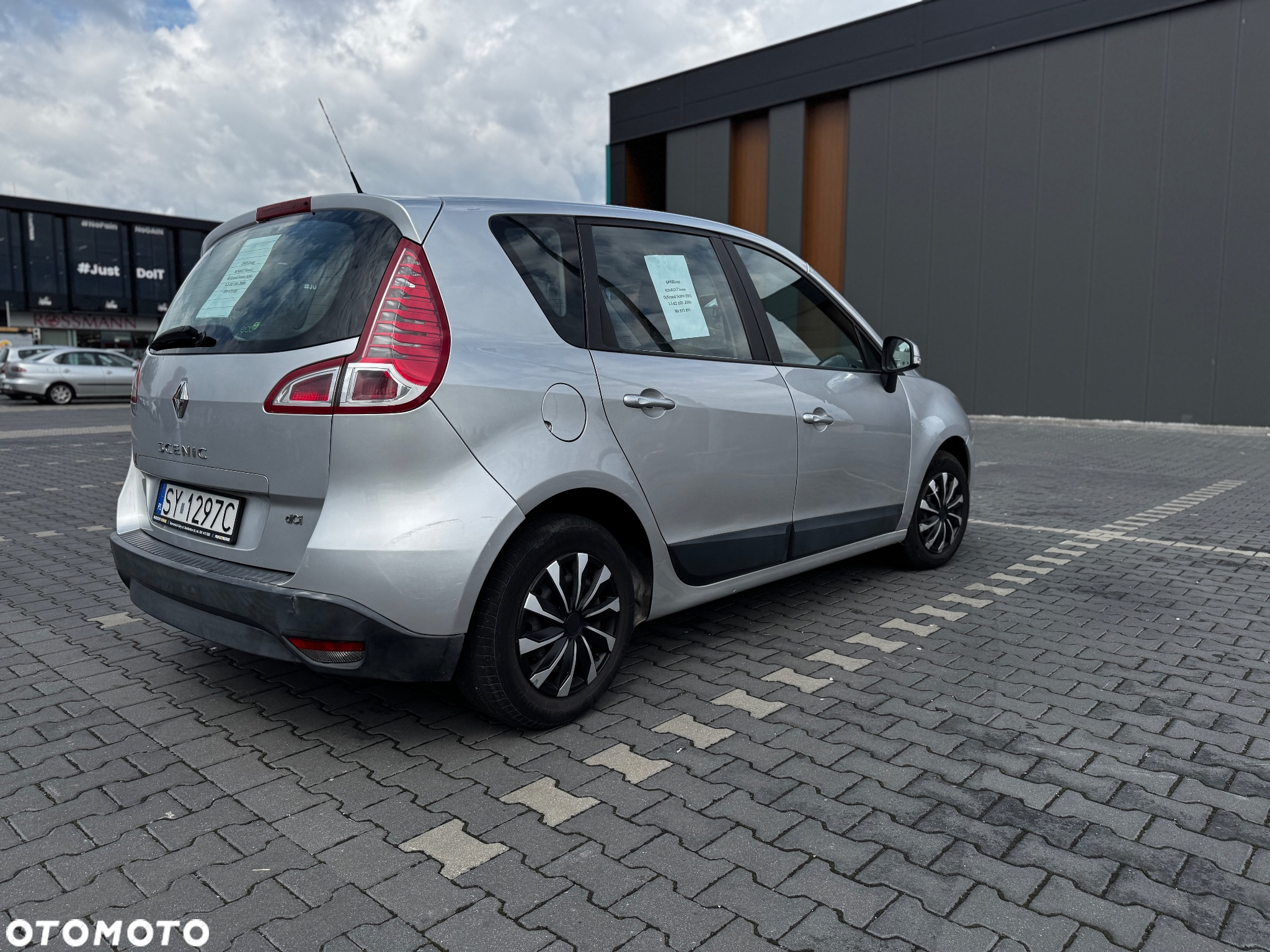 Renault Scenic 1.5 dCi Avantage - 16
