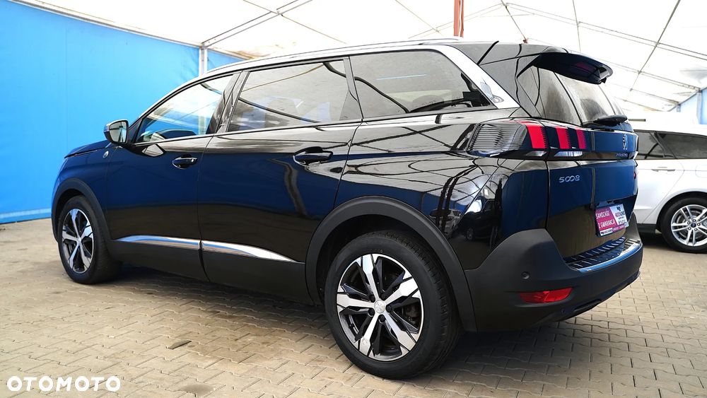 Peugeot 5008 - 4
