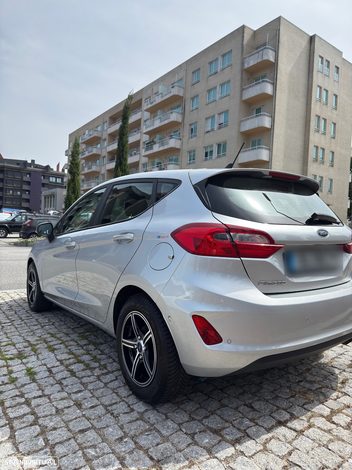 Ford Fiesta 1.0 EcoBoost S&S COOL&CONNECT - 6