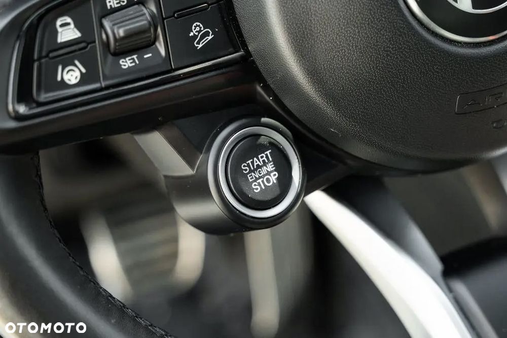 Alfa Romeo Stelvio 2.0 Turbo TI Q4 - 12