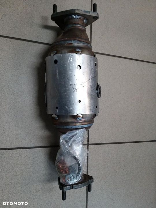KATALIZATOR HONDA ACCORD 03- 2.4  02.03-05.08 18160RBBG00 - 1