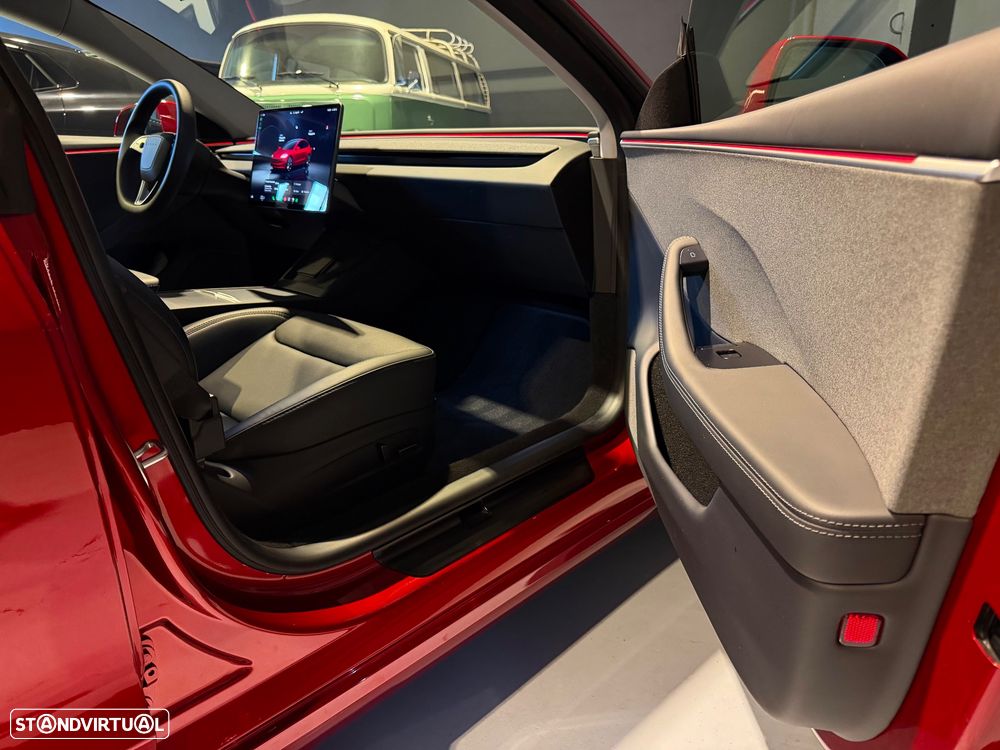 Tesla Model 3 Tração Traseira - 23