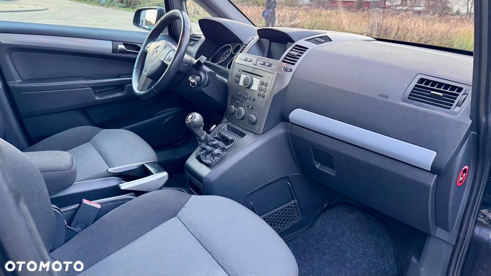 Opel Zafira 2.2 Elegance - 12