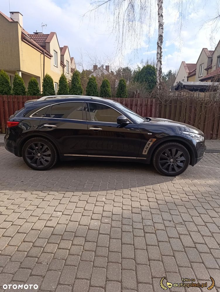 Infiniti FX FX30d S Premium - 8