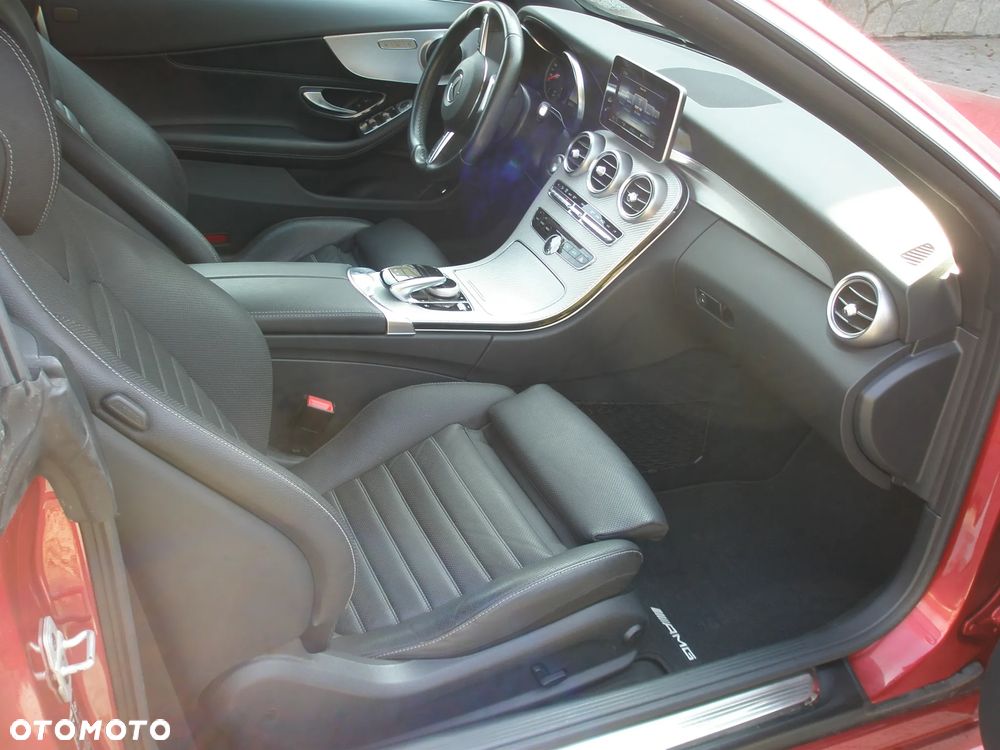 Mercedes-Benz Klasa C 200 Cabrio 4Matic 9G-TRONIC AMG Line - 16