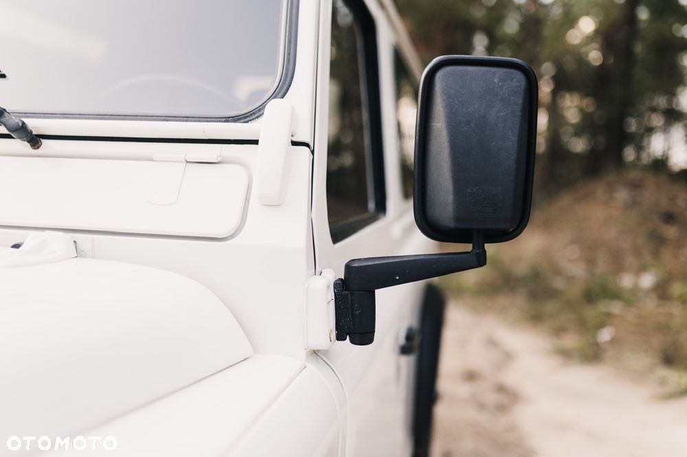 Land Rover Defender 2.5 TDI - 6