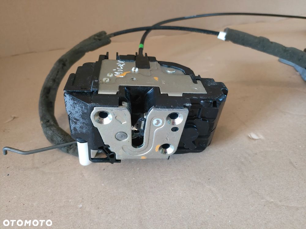 Nissan Micra k12 lift 3D ZAMEK LEWY PRZÓD 3-PIN - 9