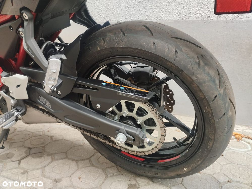 Kawasaki Z 650 - 6