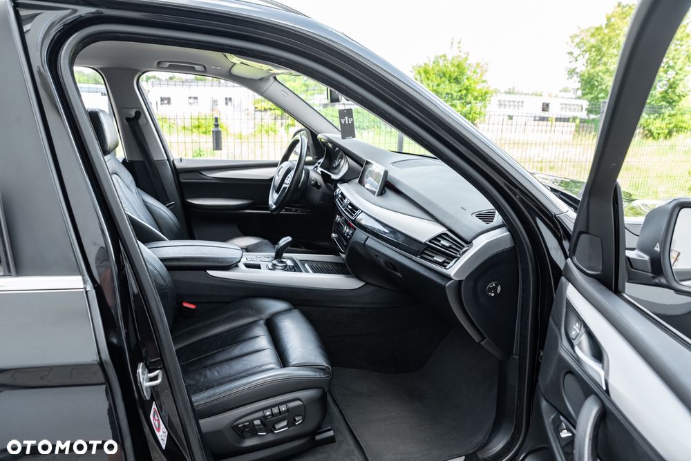BMW X5 xDrive25d - 24