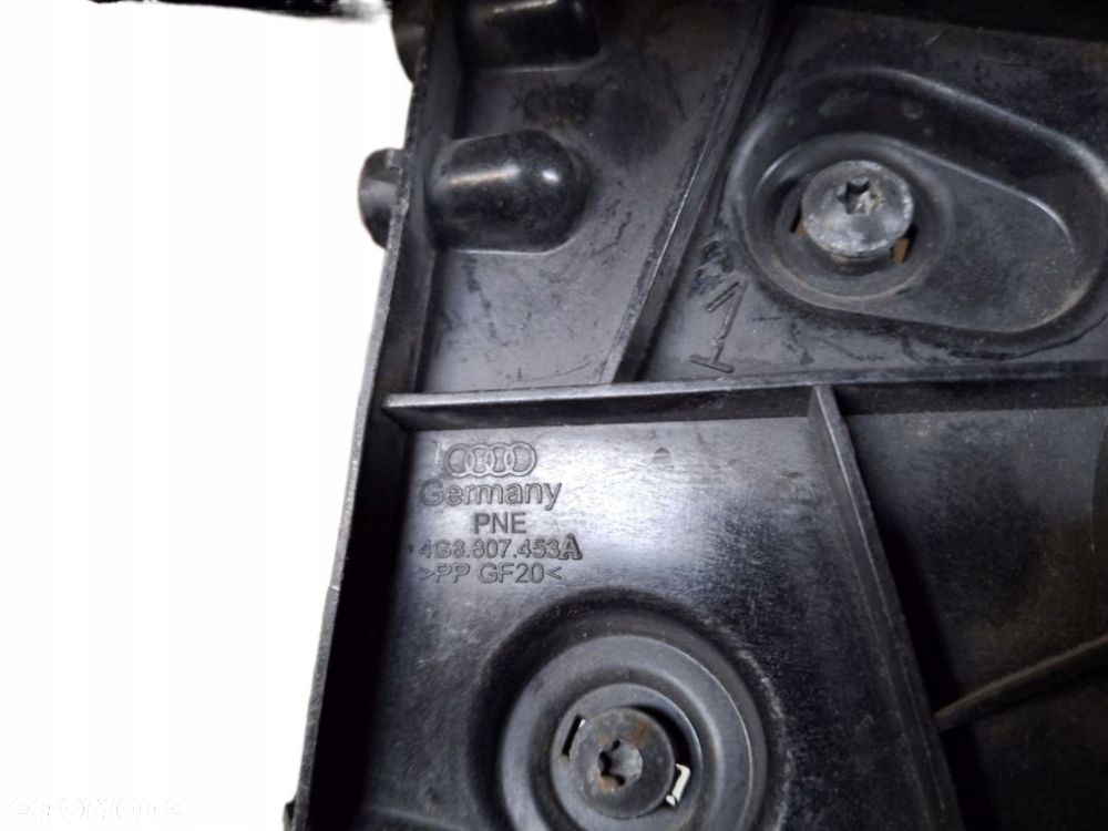 audi a7 4g8 ślizg mocowanie zderzaka lewy tył oryg 4g8807453a - 2