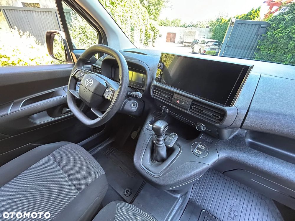 Toyota ProAce CITY - 21