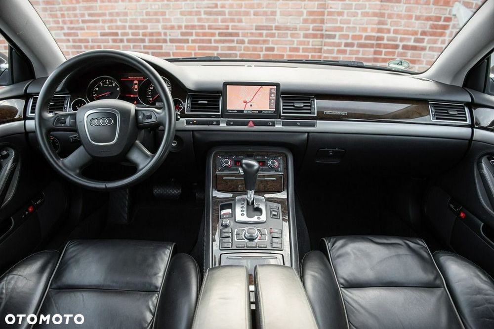 Audi A8 4.2 FSI Quattro - 6