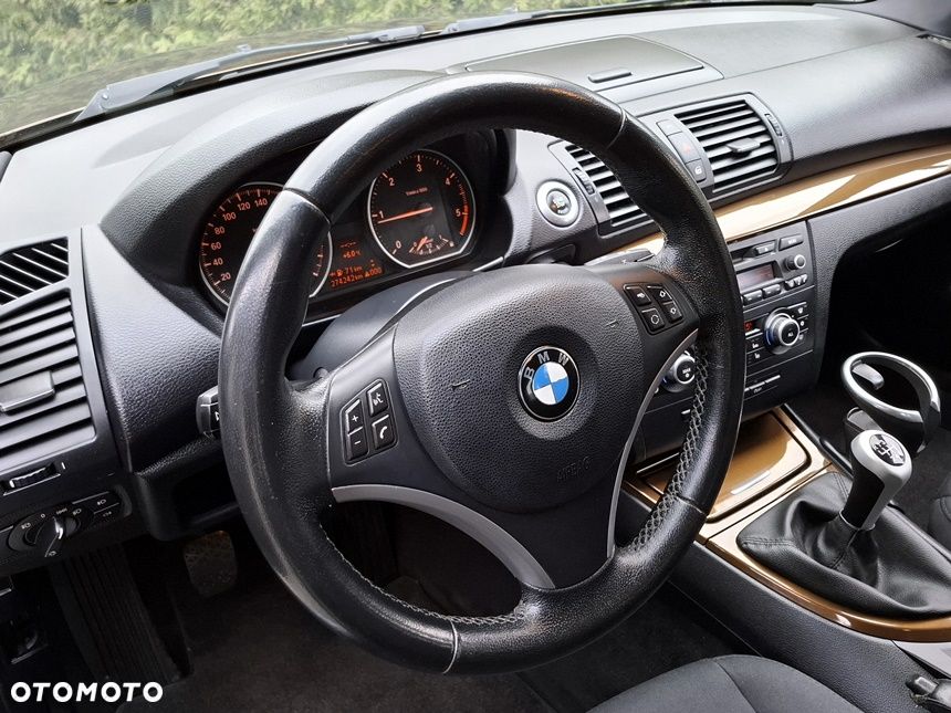 BMW Seria 1 120d DPF Edition Lifestyle - 28