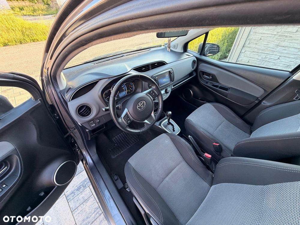 Toyota Yaris 1.5 VVT-i Comfort - 4