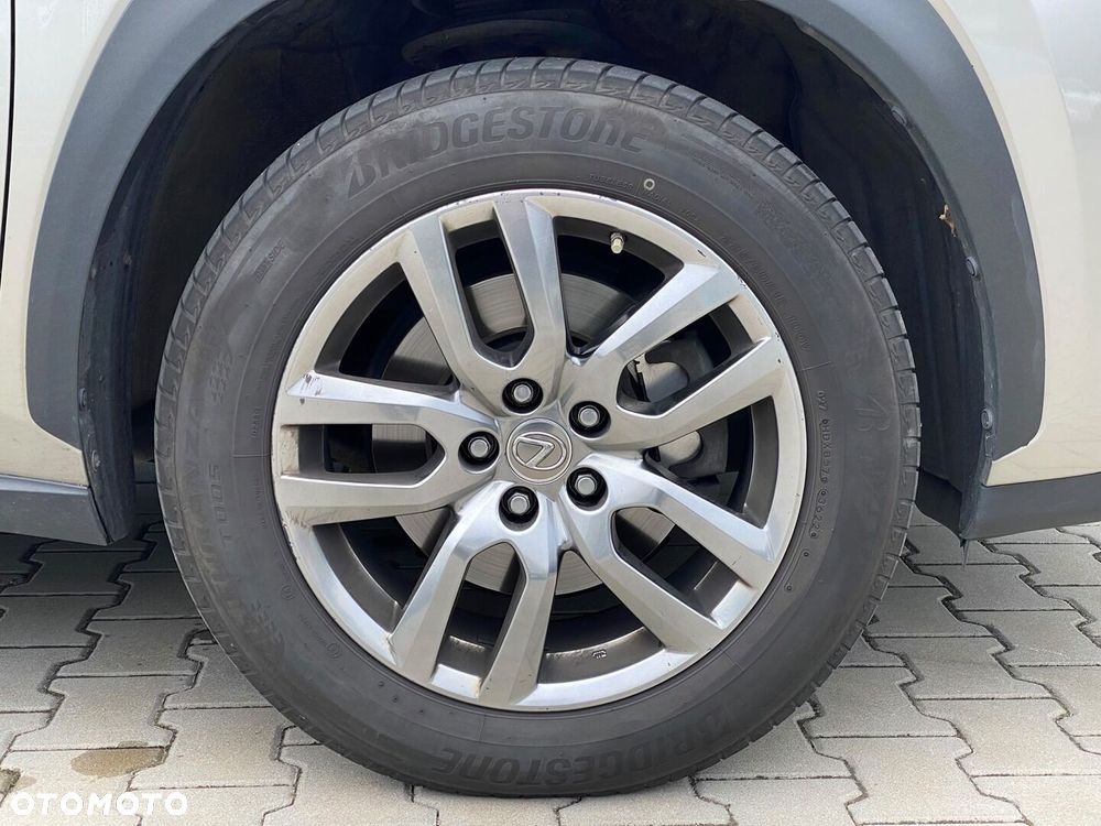 Lexus NX 200t Comfort AWD - 36