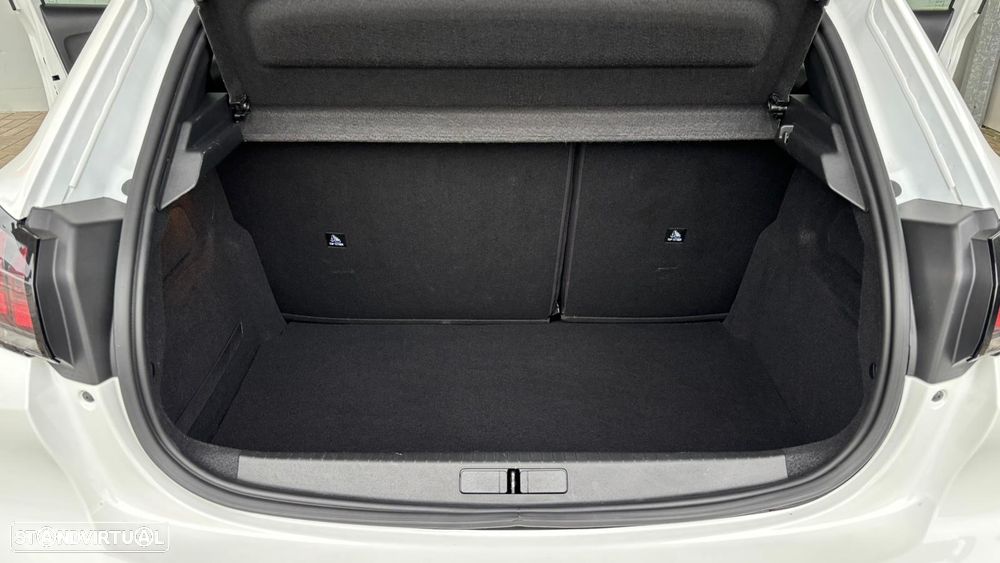 Peugeot 208 PureTech 100 EAT8 Active Pack - 26