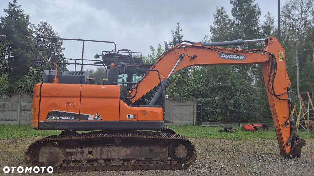 Doosan DX 140  LC - 5  KOPARKA GĄSIENICOWA - 20