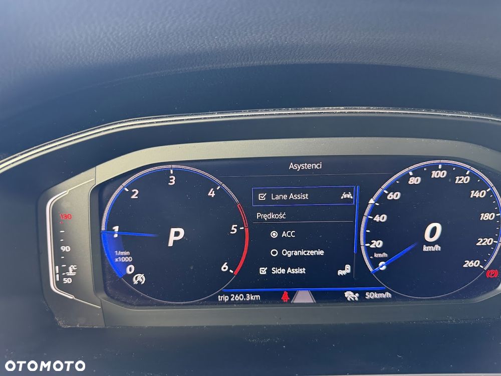 Volkswagen Passat - 28