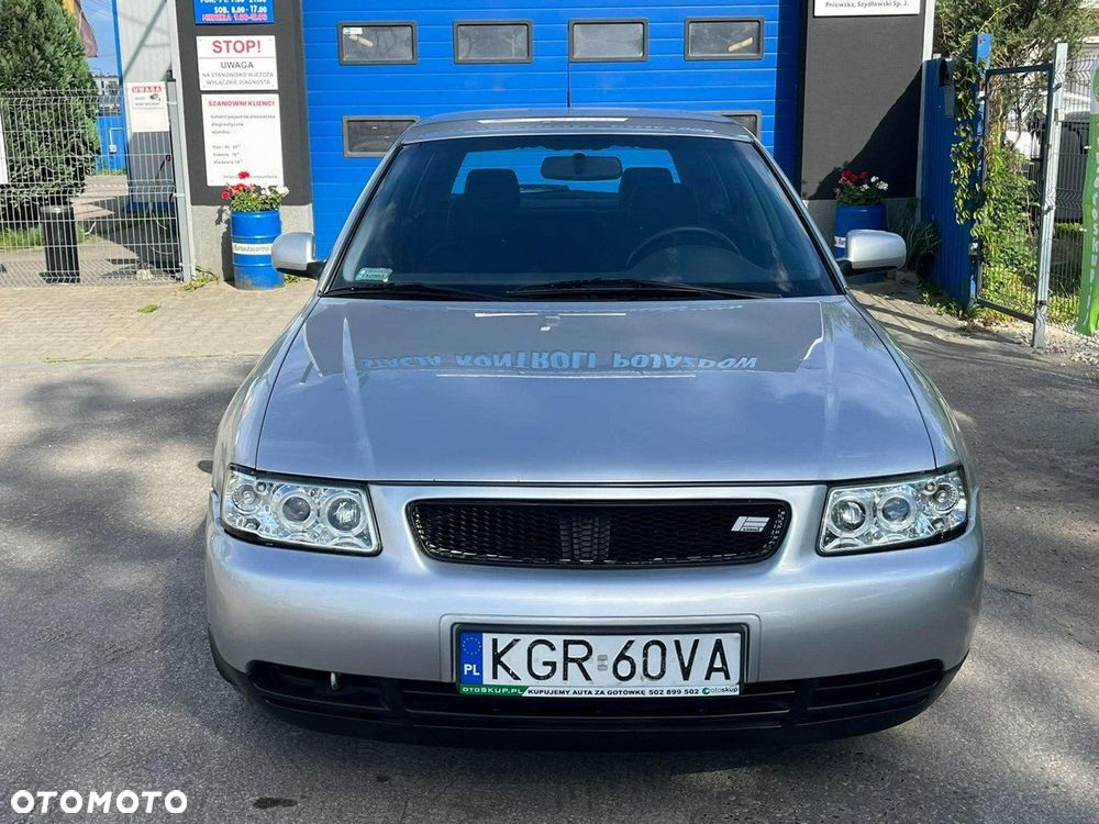 Audi A3 Sportback - 2