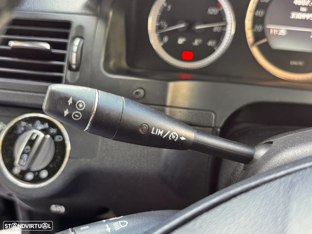 Mercedes-Benz C 220 CDi Classic - 12