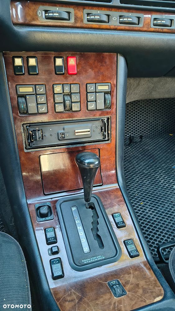 Mercedes-Benz S-Class 1993 photo 4
