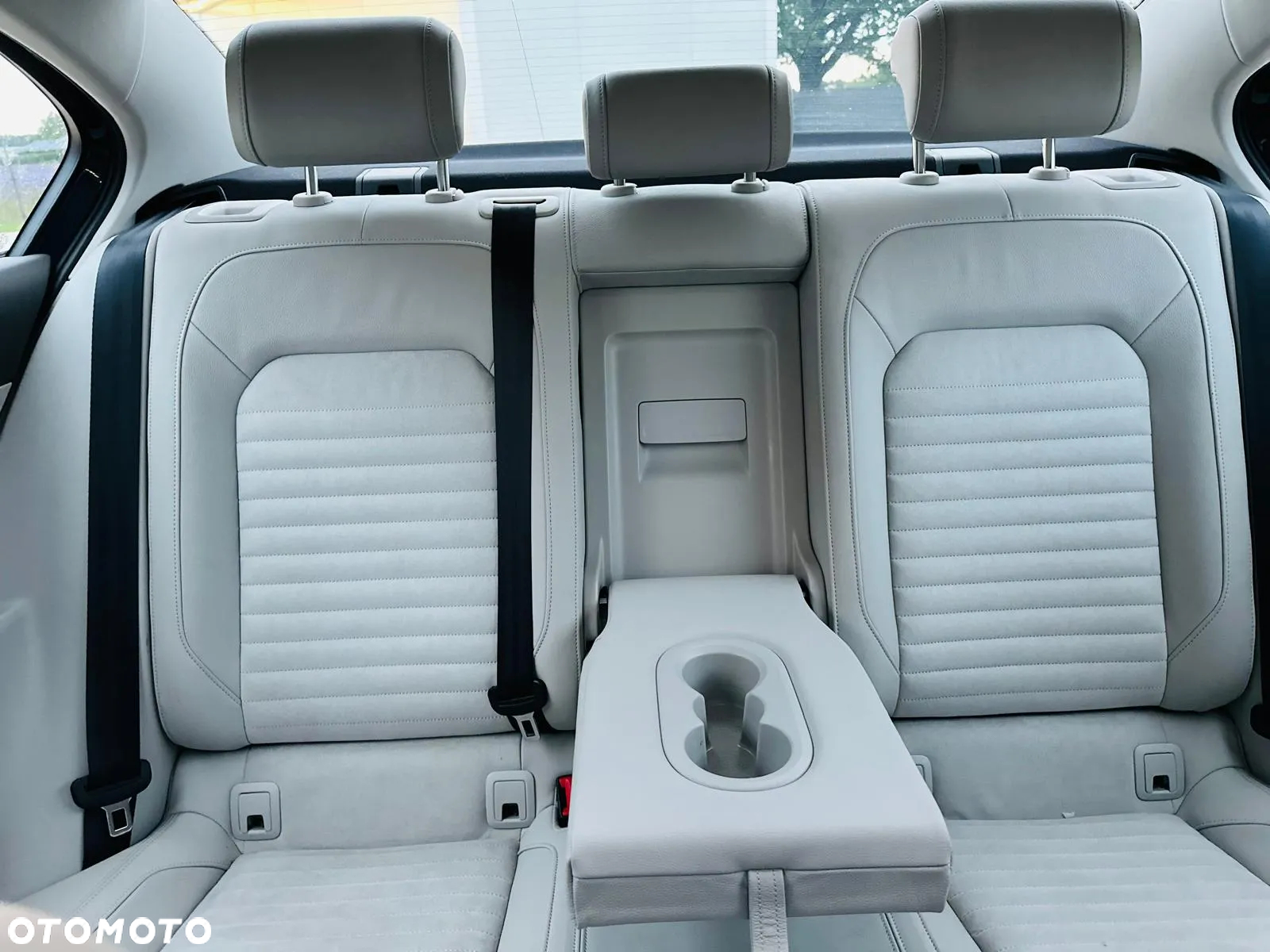Volkswagen Passat 1.5 TSI EVO Elegance DSG - 19