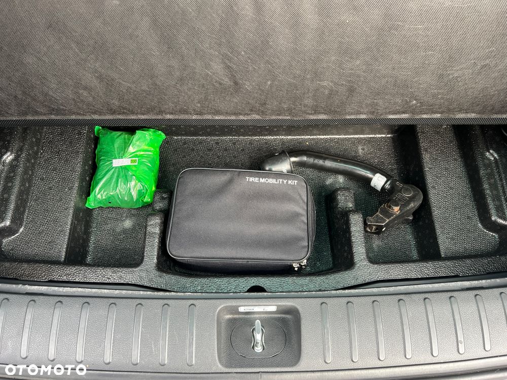 Hyundai Tucson blue 1.7 CRDi 2WD Intro Edition - 28