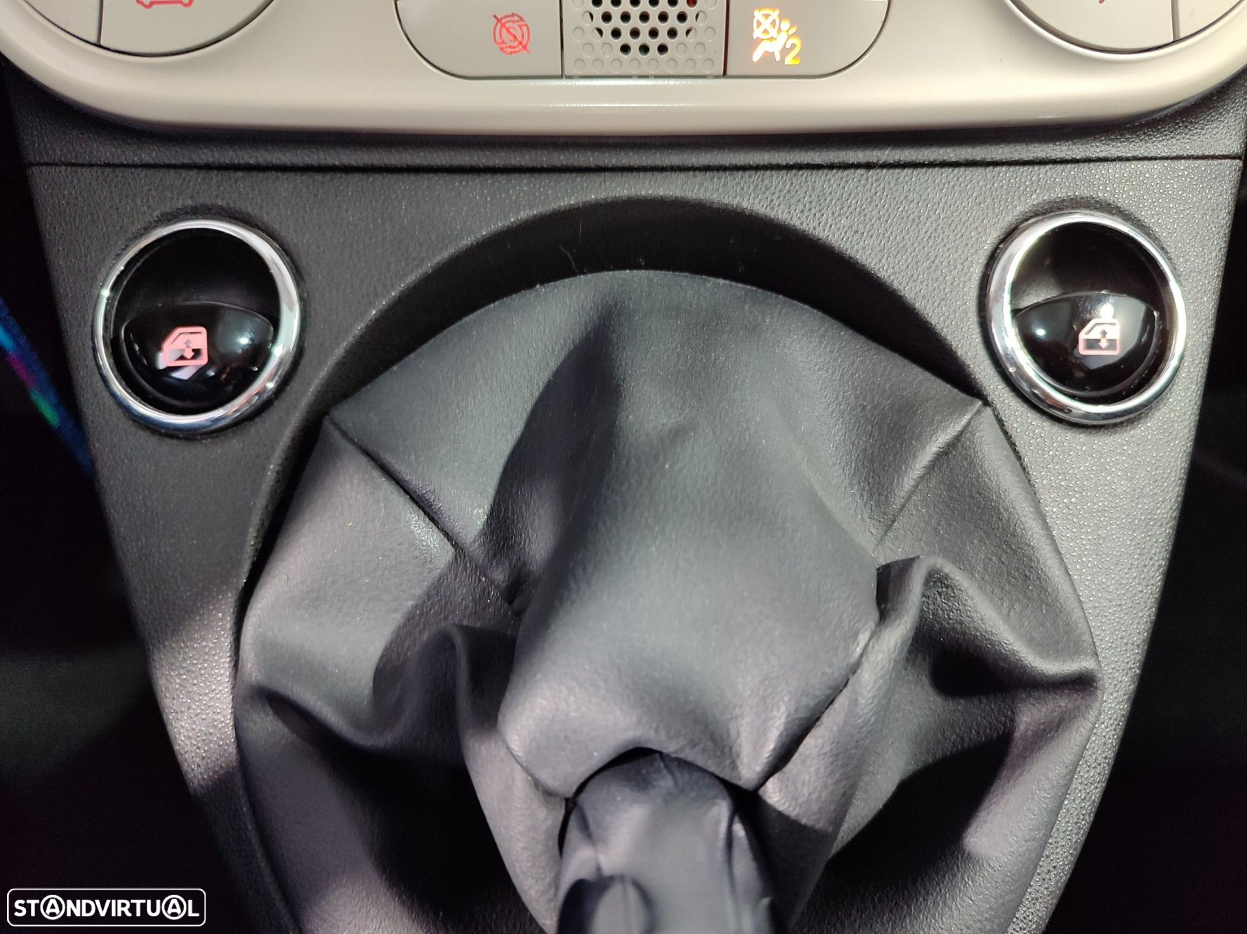 Fiat 500 1.0 Hybrid Lounge - 29