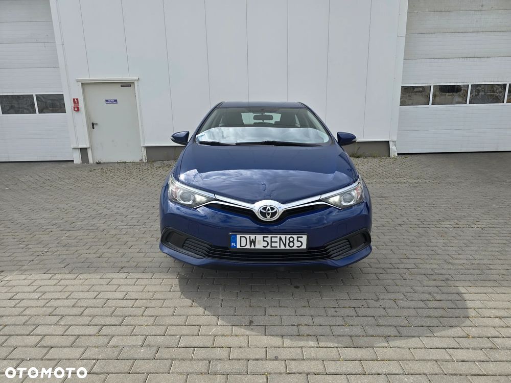 Toyota Auris 1.6 Classic Plus - 2
