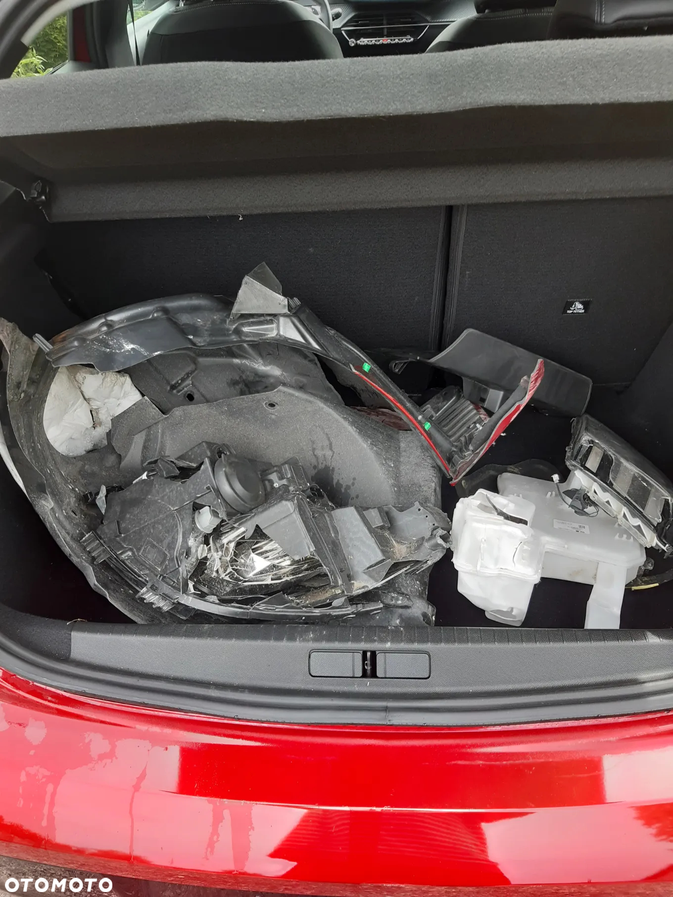 Peugeot 208 1.2 mHEV Allure - 16