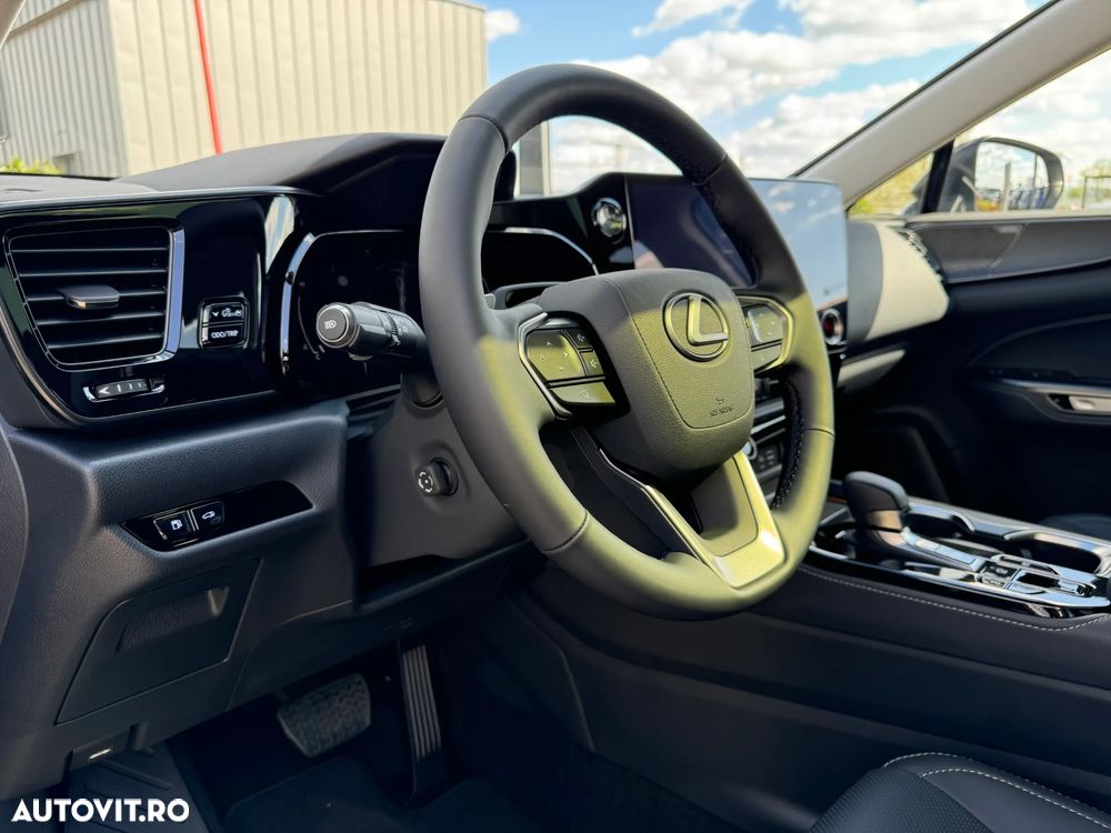 Lexus Seria NX 350h AWD CVT HEV Luxury - 13
