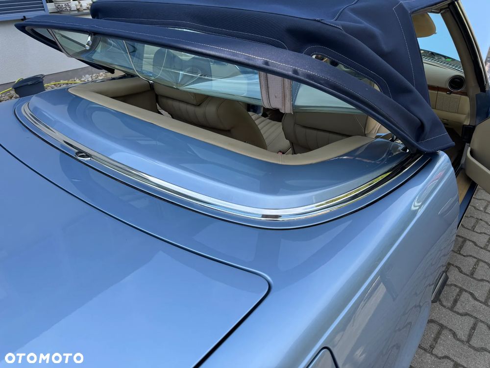 Mercedes-Benz SL - 25