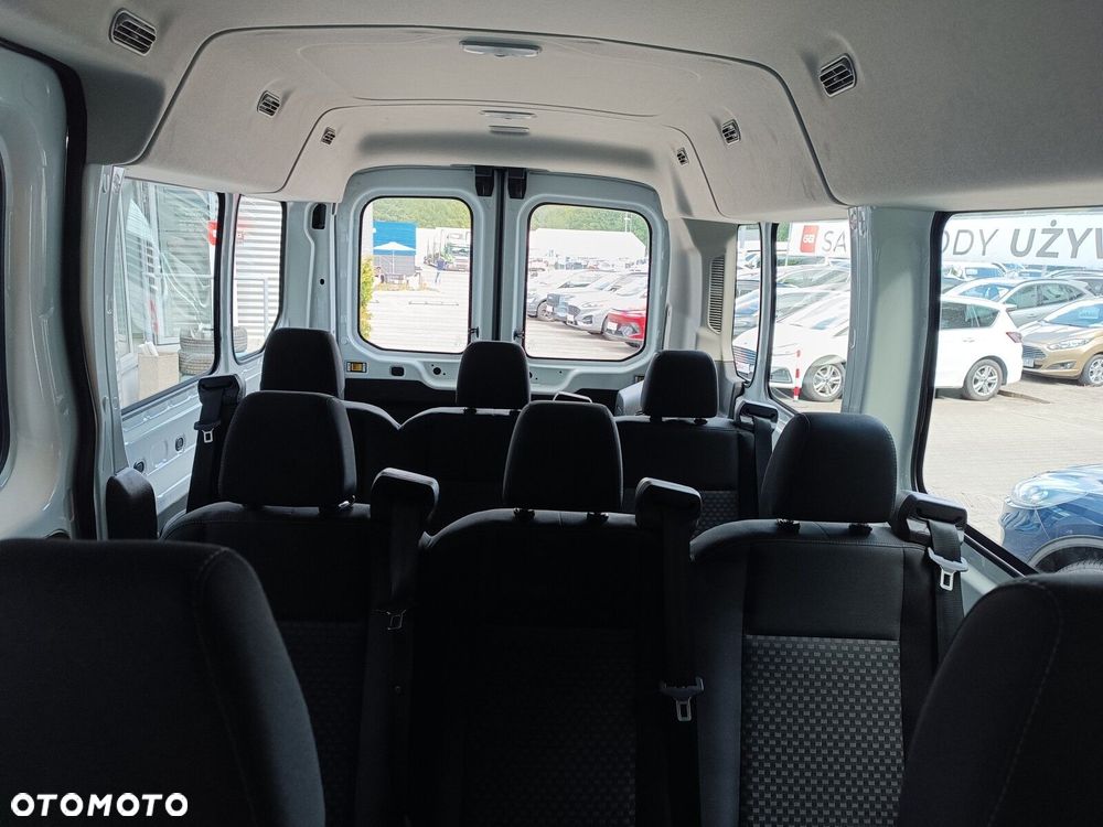 Ford Transit - 30