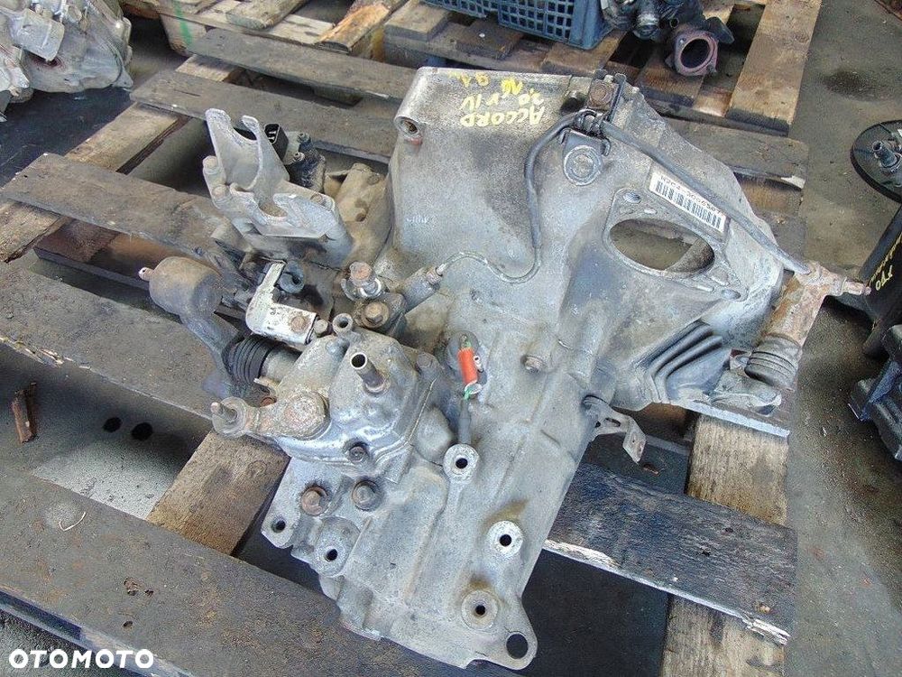 HONDA ACCORD IV 2.0 16V CB 91 SKRZYNIA BIEGÓW H2C4 - 8