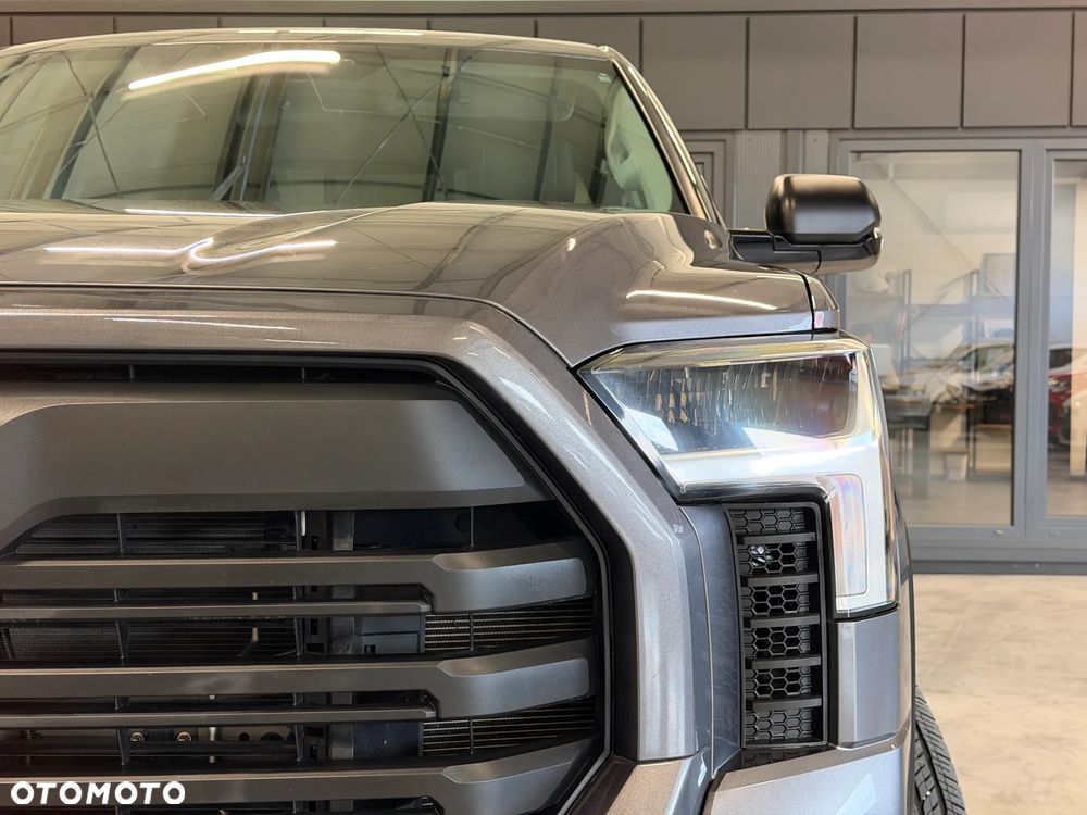 Toyota Tundra - 10
