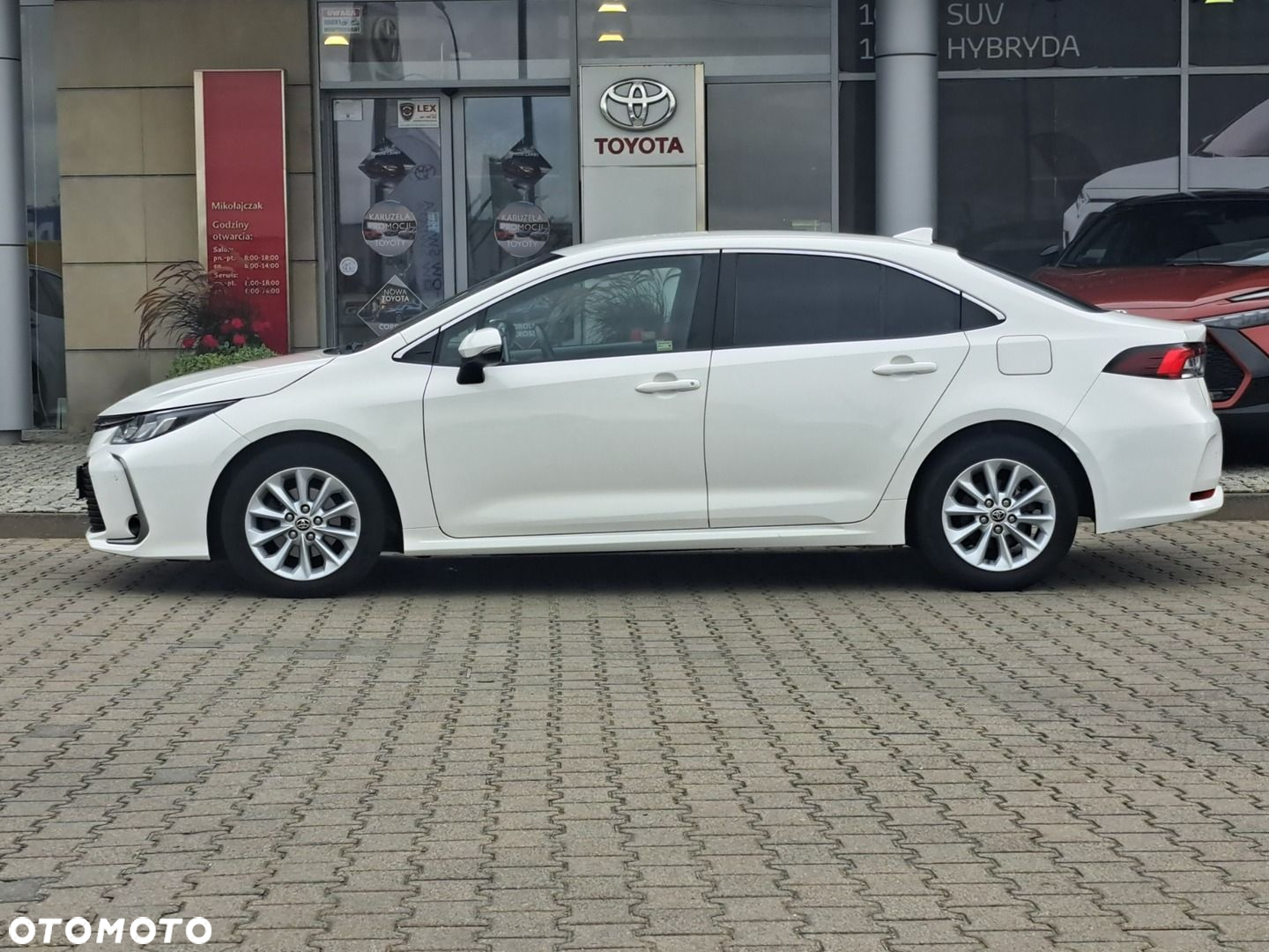 Toyota Corolla 1.8 Hybrid Comfort - 3