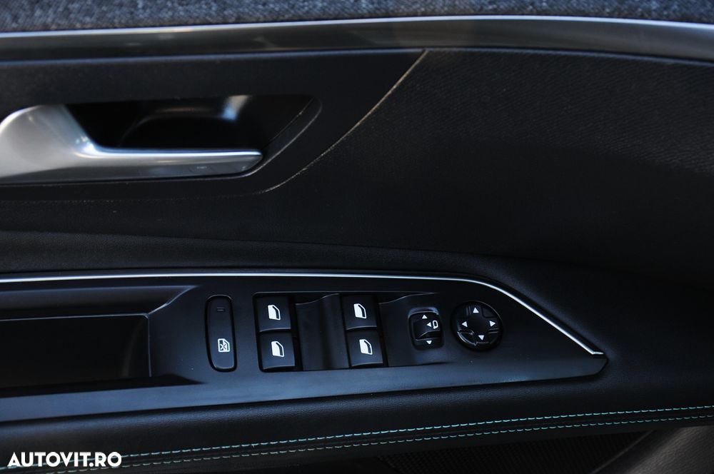 Peugeot 3008 BlueHDi 130 Stop & Start EAT8 Allure Pack - 9