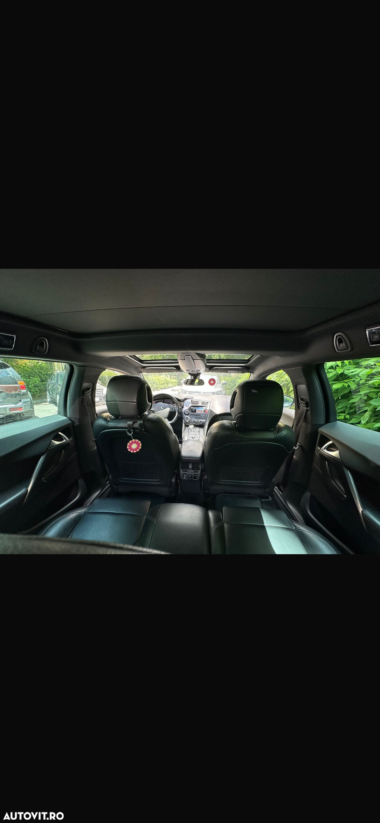 Citroën DS5 e-HDi 110 EGS6 Chic - 8