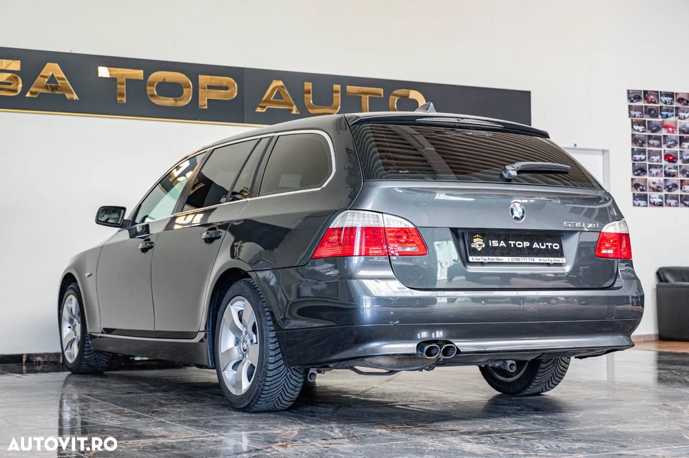 BMW Seria 5 530d xDrive - 32