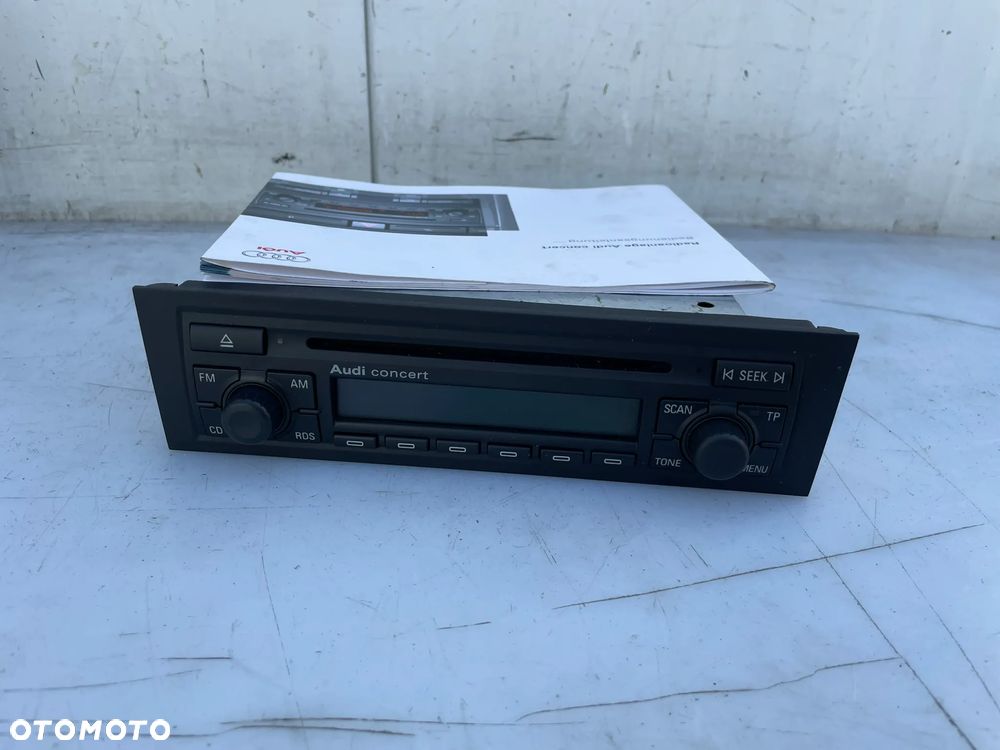 RADIO AUDI CONCERT CD KOD AUDI A3 8P 8P0035186C - 1