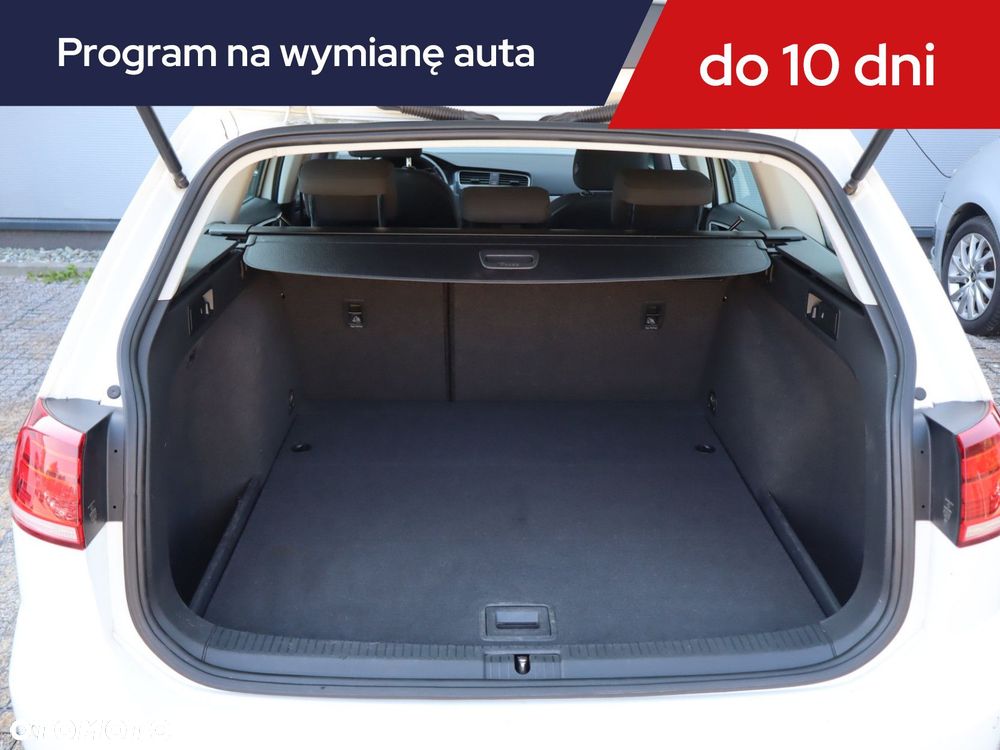 Volkswagen Golf Variant - 15
