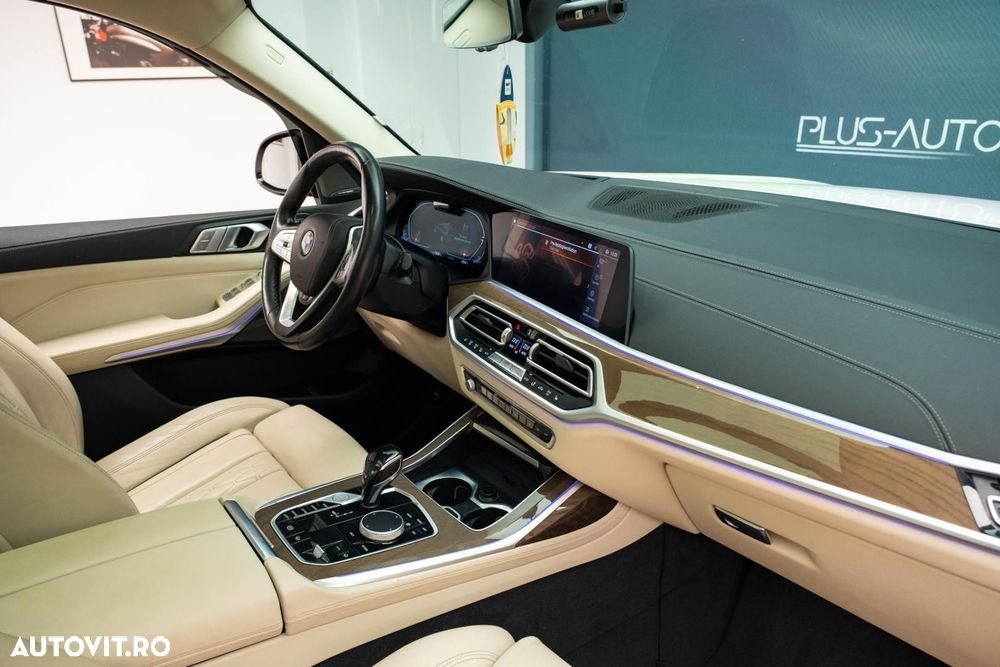 BMW X7 xDrive40d MHEV - 26