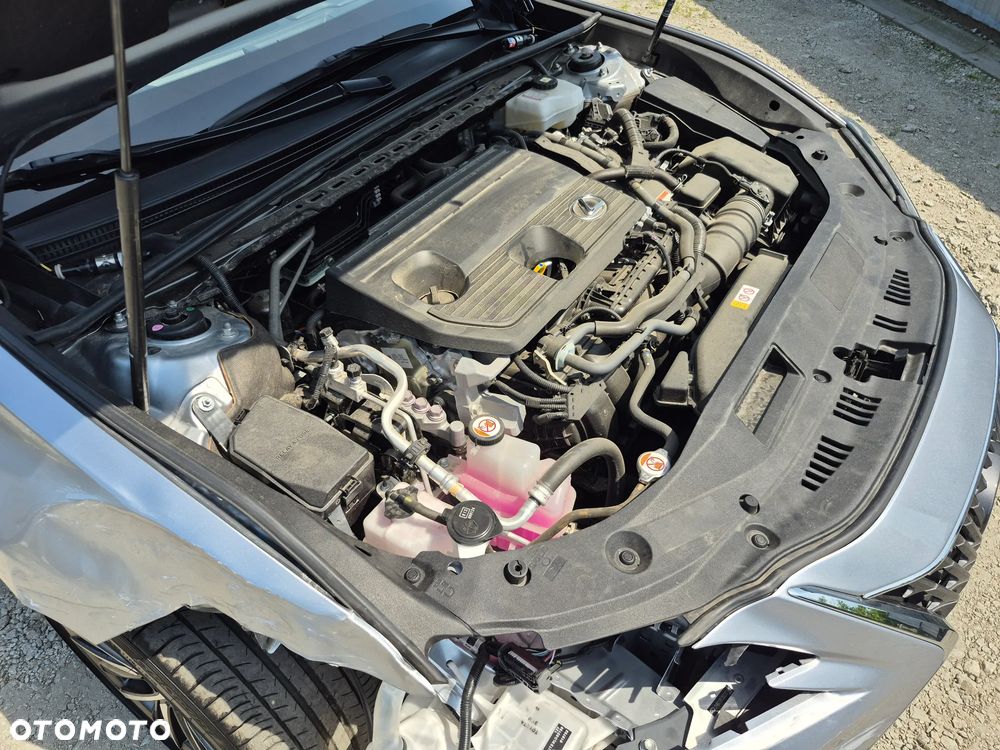 Lexus ES 300h Prestige - 31