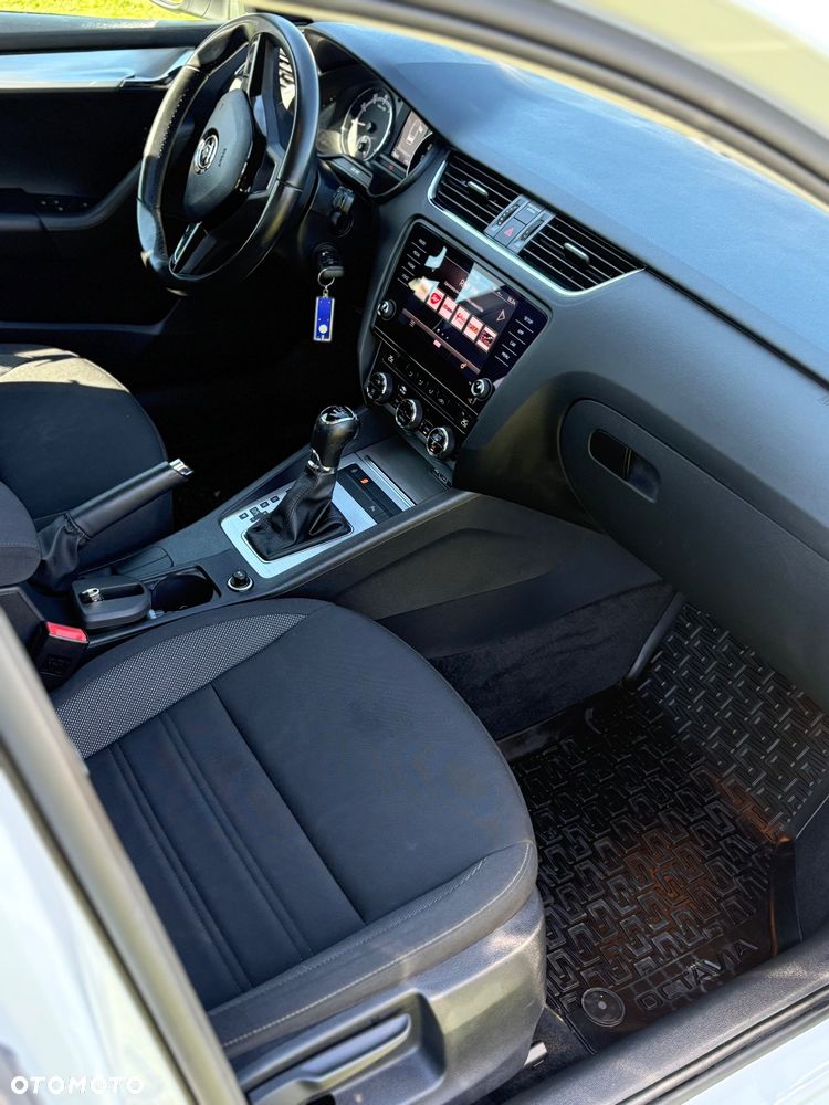 Skoda Octavia 1.5 TSI ACT Ambition DSG - 14