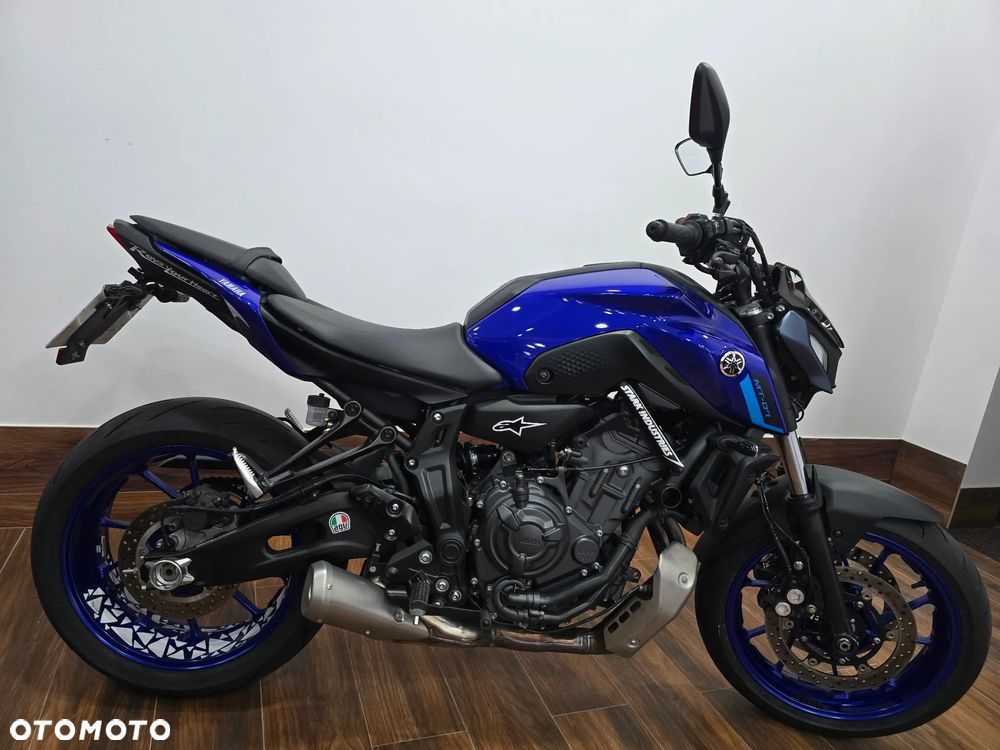 Yamaha MT - 8