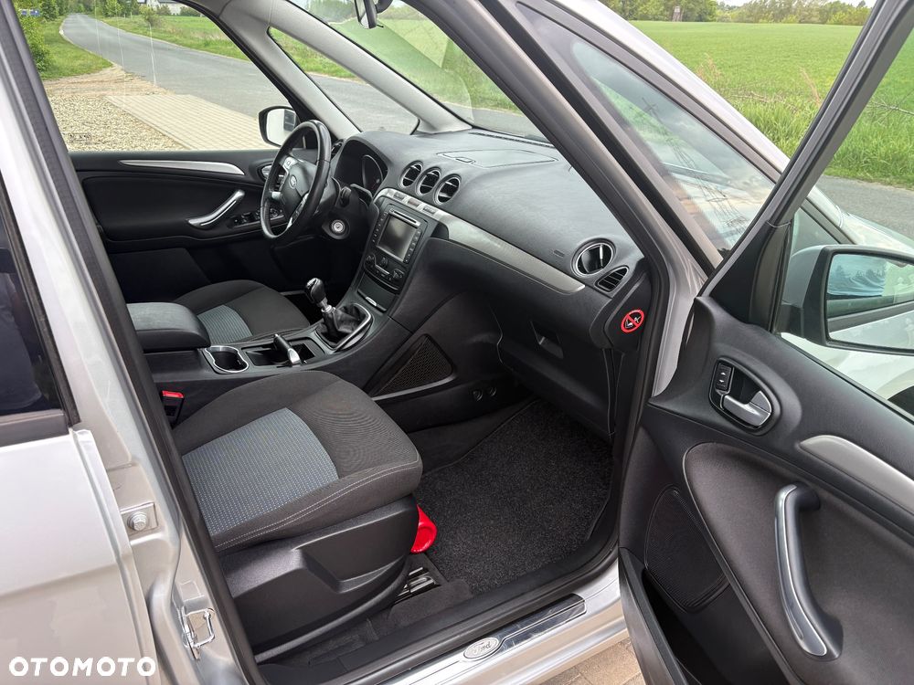 Ford Galaxy 2.0 TDCi Ambiente - 20