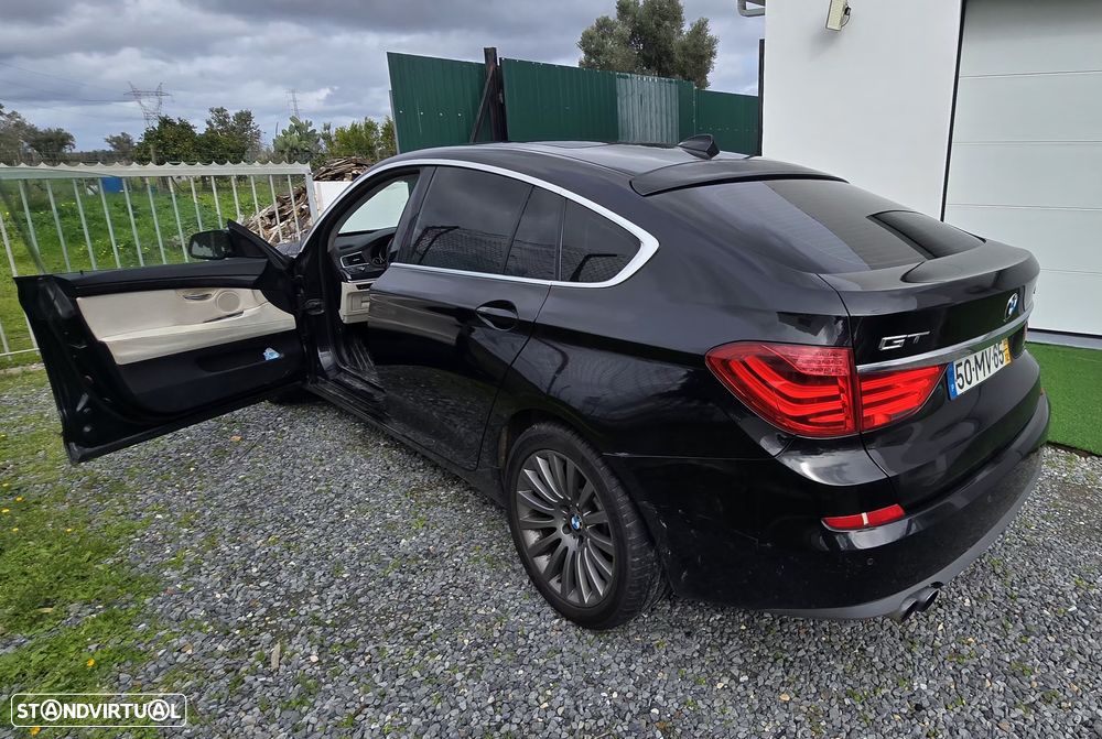 BMW 530 Gran Turismo d - 16
